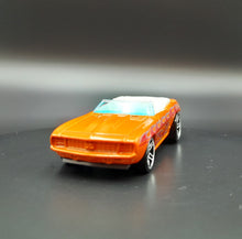 Load image into Gallery viewer, Hot Wheels 2019 &#39;69 Camaro Convertible Orange HW Flames 5-Pack Loose
