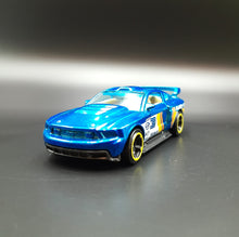 Load image into Gallery viewer, Hot Wheels 2020 Custom &#39;12 Ford Mustang Blue Nightburnerz 5 Pack Loose
