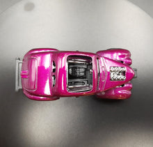 Load image into Gallery viewer, Hot Wheels 2020 Pass&#39;n Gasser Purple HW Flames 5 Pack Loose

