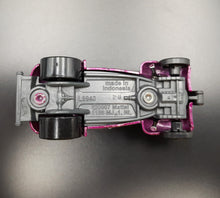 Load image into Gallery viewer, Hot Wheels 2020 Pass&#39;n Gasser Purple HW Flames 5 Pack Loose
