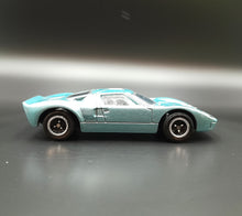 Load image into Gallery viewer, Matchbox 2022 Ford GT40 Light Blue Highway Speeders 5 Pack Loose
