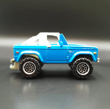 Load image into Gallery viewer, Matchbox 2020 1972 Ford Bronco 4x4 Blue Top Gun Maverick 5 Pack Loose
