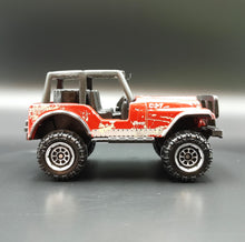 Load image into Gallery viewer, Matchbox 2020 Jeep 4x4 Brick Red Top Gun Maverick 5 Pack Loose

