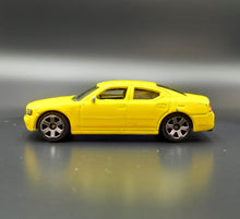 Load image into Gallery viewer, Matchbox 2006 Dodge Charger Yellow Modern Rides 5 Pack Loose
