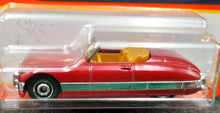 Load image into Gallery viewer, Matchbox 2022 1949 Kurtis Sports Car Red #28 MBX Showroom New Long Card
