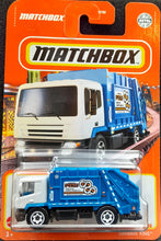 Load image into Gallery viewer, Matchbox 2022 Garbage King White/Blue #74 MBX Metro New Long Card
