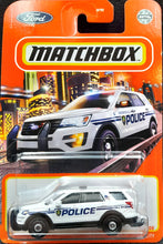 Load image into Gallery viewer, Matchbox 2022 2016 Ford Interceptor Utility White MBX Metro #92/100 New Long Card
