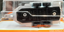 Load image into Gallery viewer, Matchbox 2022 MBX Cycle Trailer White #98 MBX Off-Road New Long Card
