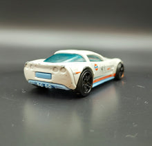 Load image into Gallery viewer, Hot Wheels 2015 &#39;09 Corvette ZR1 White #12 HW City - HW Performance
