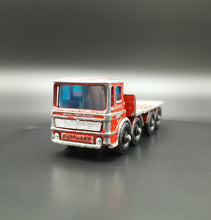 Load image into Gallery viewer, Matchbox Lesney 1966 Leyland Pipe Truck Red #10 Matchbox 1-75

