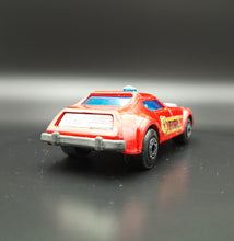 Load image into Gallery viewer, Matchbox 1976 Fire Chief Red #64 Matchbox 1-75
