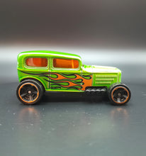 Load image into Gallery viewer, Hot Wheels 2018 Midnight Otto Green Multipack Exclusive Loose
