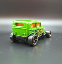 Load image into Gallery viewer, Hot Wheels 2018 Midnight Otto Green Multipack Exclusive Loose
