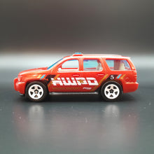 Load image into Gallery viewer, Hot Wheels 2019 &#39;07 Chevy Tahoe Red Police Responders 5 Pack Loose
