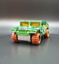 Load image into Gallery viewer, Hot Wheels 2015 General Corp - Humvee Green #105 HW Off-Road - Jungle Rally
