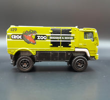 Load image into Gallery viewer, Matchbox 2009 Desert Thunder V16 Pea Green Croc Zoo 5 Pack Loose
