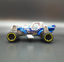 Load image into Gallery viewer, Hot Wheels 2015 Mountain Mauler Blue #103 HW Off-Road - Stunt Circuit
