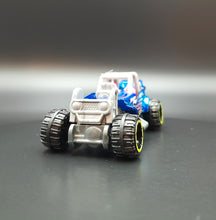 Load image into Gallery viewer, Hot Wheels 2015 Mountain Mauler Blue #103 HW Off-Road - Stunt Circuit
