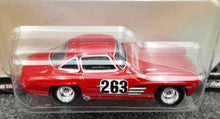 Load image into Gallery viewer, Hot Wheels 2022 Mercedes Benz 300 SL Red Jay Leno&#39;s Garage Car Culture 1/5 New
