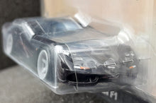 Load image into Gallery viewer, Hot Wheels 2022 McLaren F1 Black Jay Leno&#39;s Garage Car Culture 2/5 New
