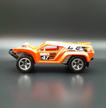 Load image into Gallery viewer, Hot Wheels 2014 Land Crusher Orange #115 HW Off Road 5/5
