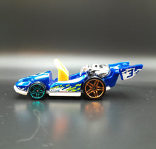 Load image into Gallery viewer, Hot Wheels 2018 Lets Go Pearl Blue #183 HW Ride-Ons 3/5
