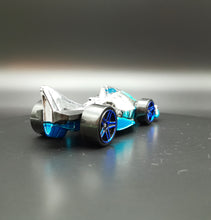 Load image into Gallery viewer, Hot Wheels 2011 Hammer Down Chrome Creature Cars Pack Loose

