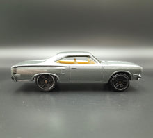 Load image into Gallery viewer, Hot Wheels 2017 &#39;70 Plymouth Roadrunner Grey Fast &amp; Furious 3/8
