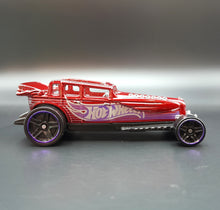 Load image into Gallery viewer, Hot Wheels 2018 Great Gatspeed Maroon Multipack Exclusive Loose
