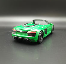 Load image into Gallery viewer, Majorette 2020 Audi R8 Mk2 Green #237 Gift Pack Loose New
