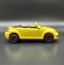 Load image into Gallery viewer, Majorette 2020 Volkswagen New Beetle Cabriolet Yellow #203B VW Giftpack Loose
