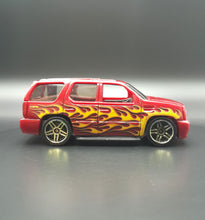 Load image into Gallery viewer, Hot Wheels 2010 &#39;07 Cadillac Escalade Dark Red Hot Haulers
