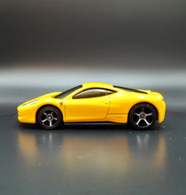 Load image into Gallery viewer, Hot Wheels 2010 Ferrari 458 Italia Yellow #35 HW Premiere
