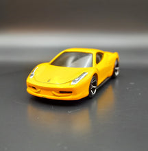 Load image into Gallery viewer, Hot Wheels 2010 Ferrari 458 Italia Yellow #35 HW Premiere
