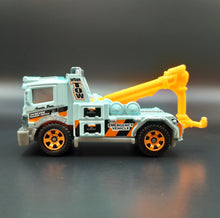 Load image into Gallery viewer, Matchbox 2012 Urban Tow Truck Light Blue #82 MBX Highway 2/10
