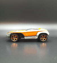 Load image into Gallery viewer, Matchbox 2016 Whiplash Orange #18 MBX Adventure City
