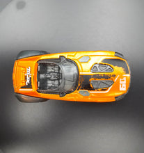 Load image into Gallery viewer, Matchbox 2016 Whiplash Orange #18 MBX Adventure City
