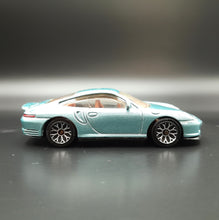 Load image into Gallery viewer, Matchbox 2006 Porsche 911 Turbo Silver Blue #25 MBX Metal
