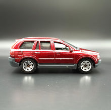 Load image into Gallery viewer, Matchbox 2006 Volvo XC90 Red #60 MBX Metal
