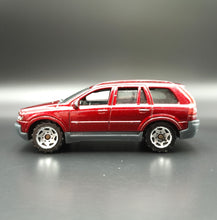 Load image into Gallery viewer, Matchbox 2006 Volvo XC90 Red #60 MBX Metal
