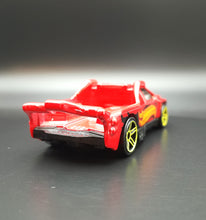 Load image into Gallery viewer, Hot Wheels 2013 Fig Rig Red #80 HW Stunt Circuit 5/5
