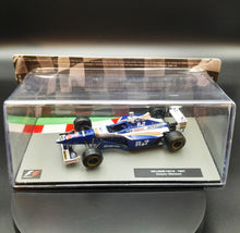 Load image into Gallery viewer, Altaya Formula 1 Collection Williams FW19 - 1997 Jacques Villeneuve 1:43 Model
