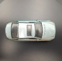 Load image into Gallery viewer, Matchbox 2009 Mercedes-Benz CLS500 Silver Blue #34 VIP Rides 1/7
