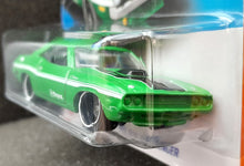 Load image into Gallery viewer, Hot Wheels 2023 &#39;70 Dodge Hemi Challenger Green #123 Muscle Mania 4/10 New

