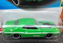 Load image into Gallery viewer, Hot Wheels 2023 &#39;70 Dodge Hemi Challenger Green #123 Muscle Mania 4/10 New Long Card
