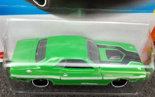 Load image into Gallery viewer, Hot Wheels 2023 &#39;70 Dodge Hemi Challenger Green #123 Muscle Mania 4/10 New Long Card
