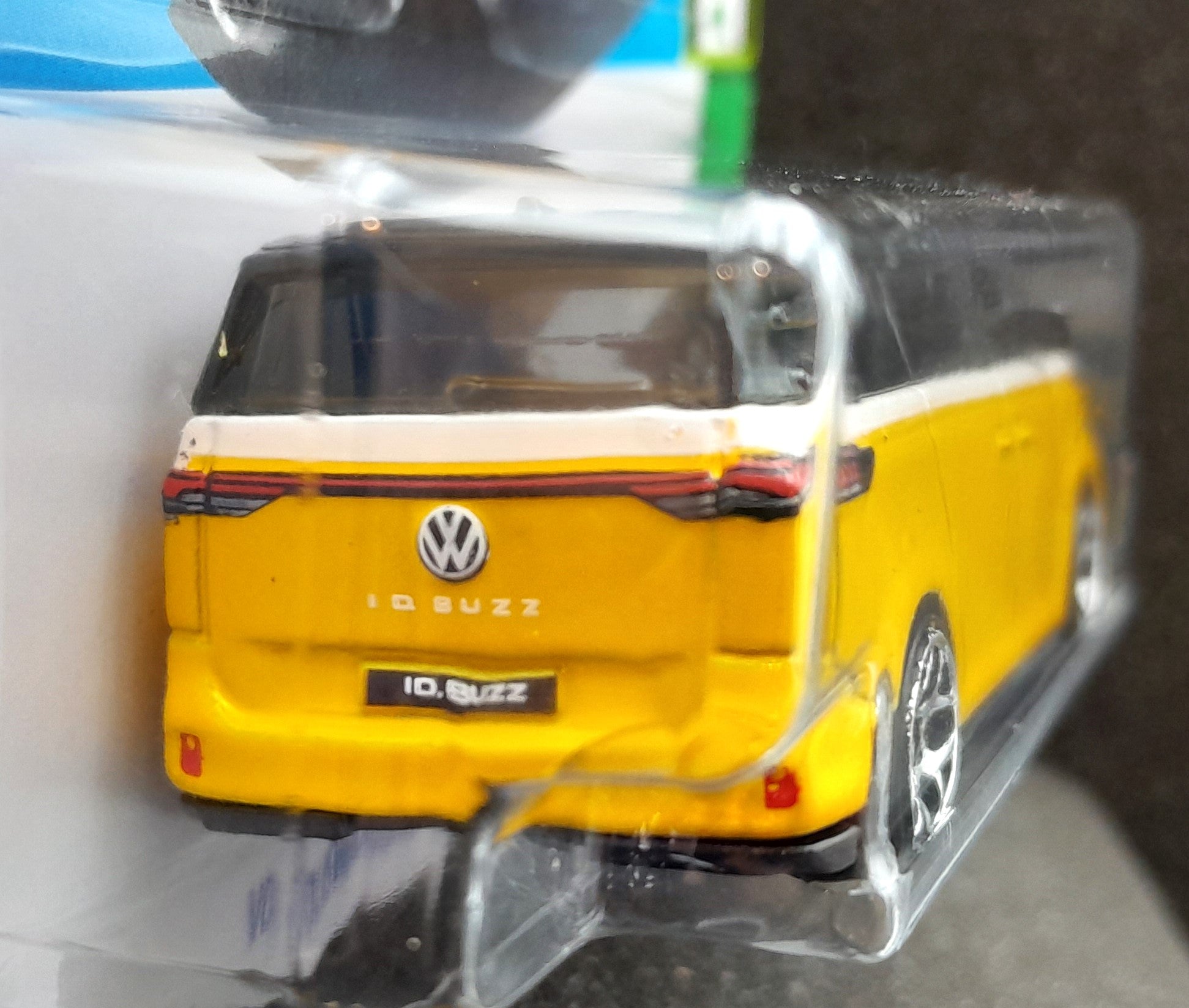 Hot Wheels 2023 Volkswagen ID. Buzz Yellow #173 HW Green Speed 10