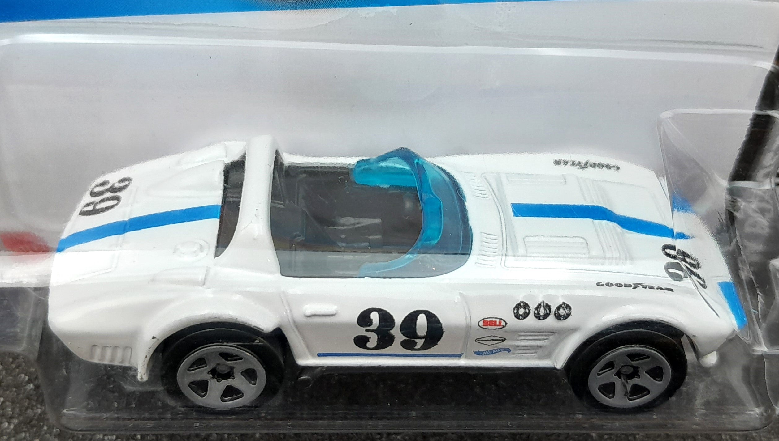 Hot Wheels 2023 Corvette Grand Sport Roadster White #14 HW