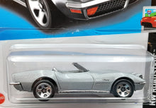 Load image into Gallery viewer, Hot Wheels 2023 &#39;72 Stingray Convertible SIlver #132 HW Roadsters 8/10 New Long Card
