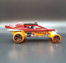 Load image into Gallery viewer, Hot Wheels 2013 Dune It Up Dark Red #88 HW Stunt Desert Force 3/5
